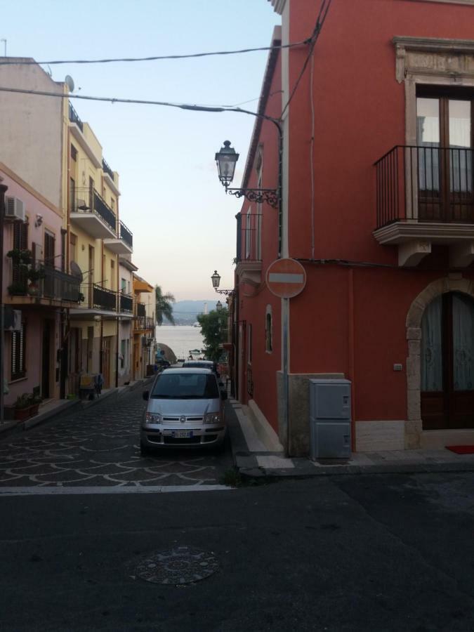 Alla Scalinata ميلاتسو المظهر الخارجي الصورة